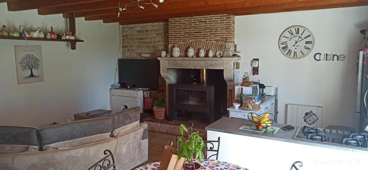La Maison De Marie Verteuil-sur-Charente Eksteriør billede